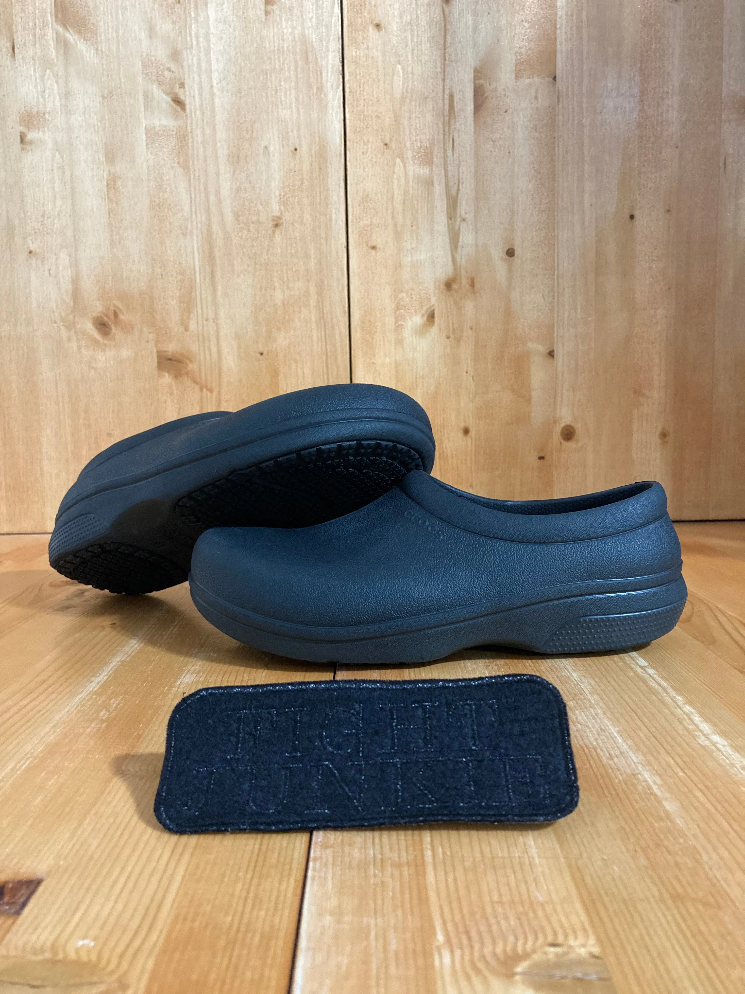 CROCS CLASSIC CLOG Womens Size 9 Slip On Slip Resistant Clog Mule Triple Black