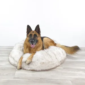 L'amour Snug Dog Bed - White & Brown Fur Tips