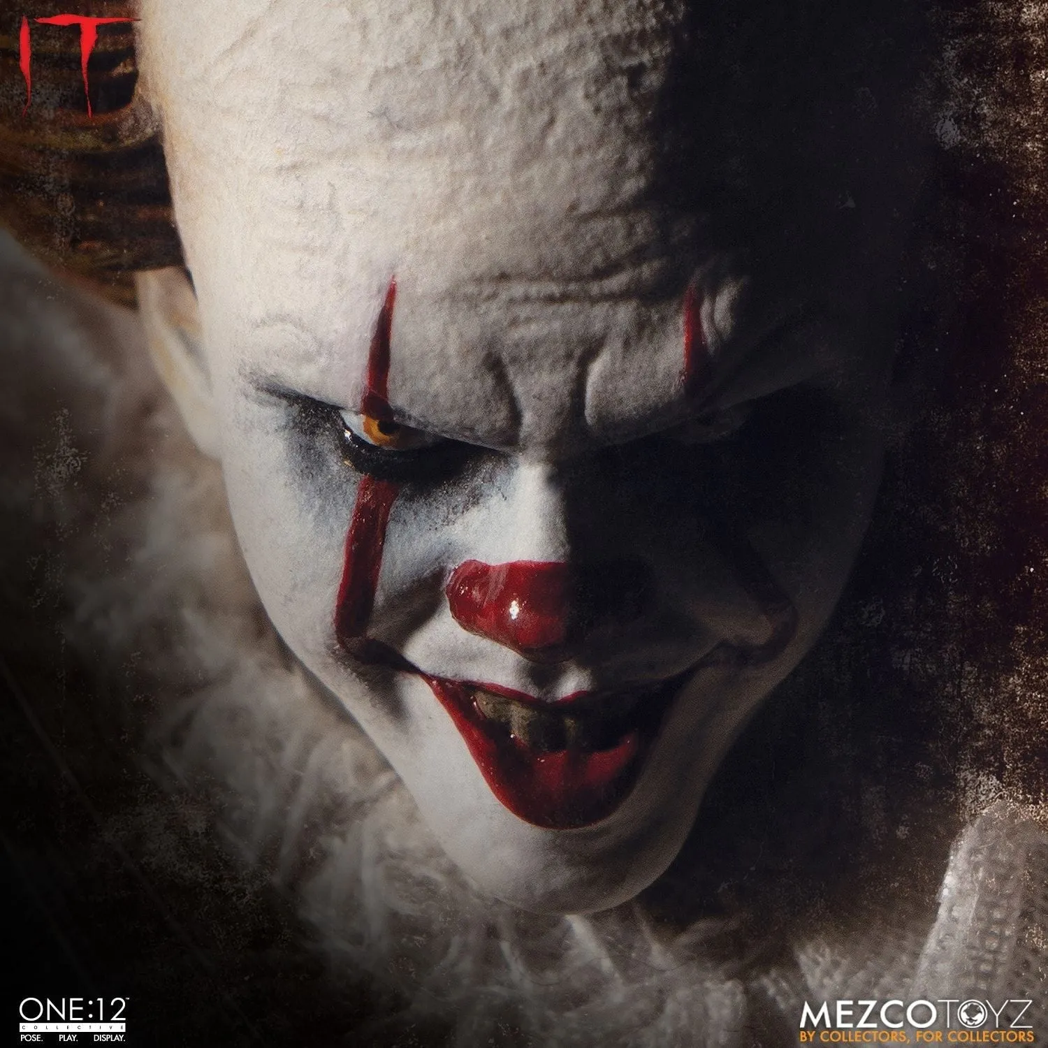 Mezco Toyz It: Pennywise One:12 Action Figure