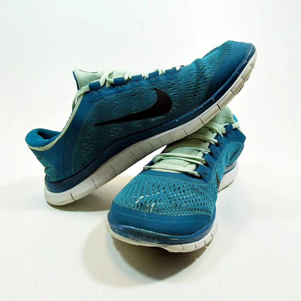 NIKE FREE