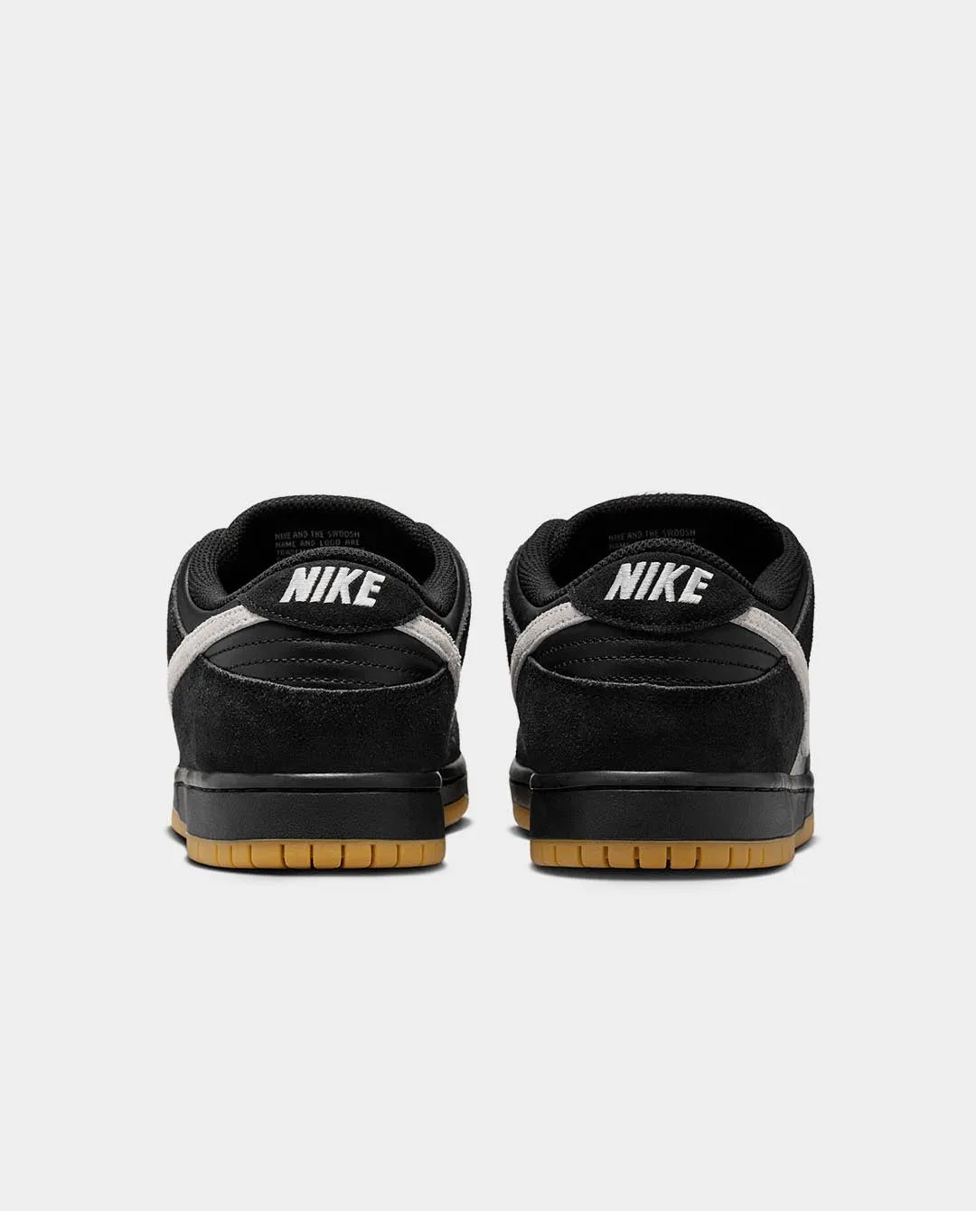 Nike SB - Dunk Low Pro Shoe - Black/White/Gum