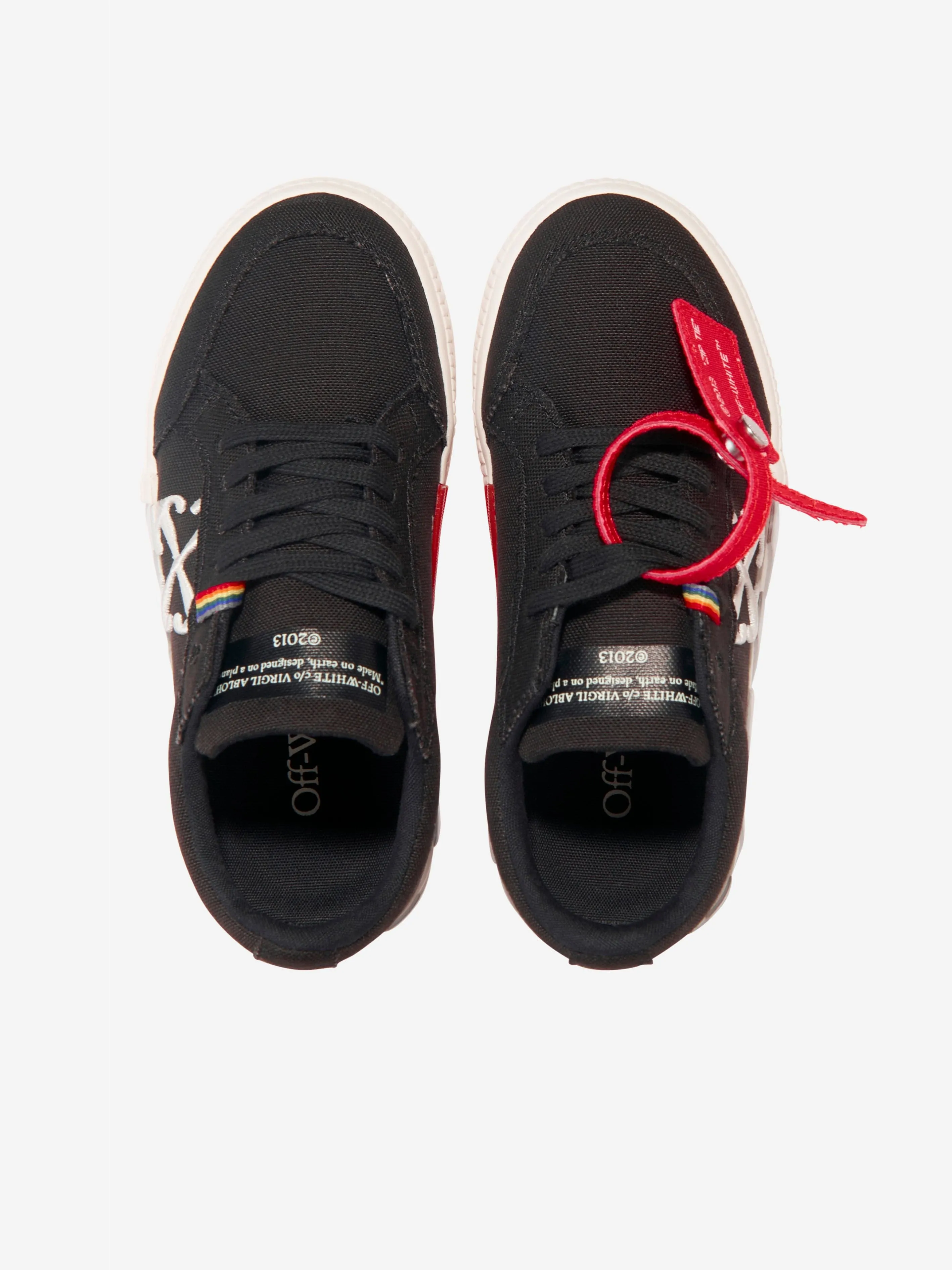 Off-White Kids Vulcanised Lace Up Trainers in Black