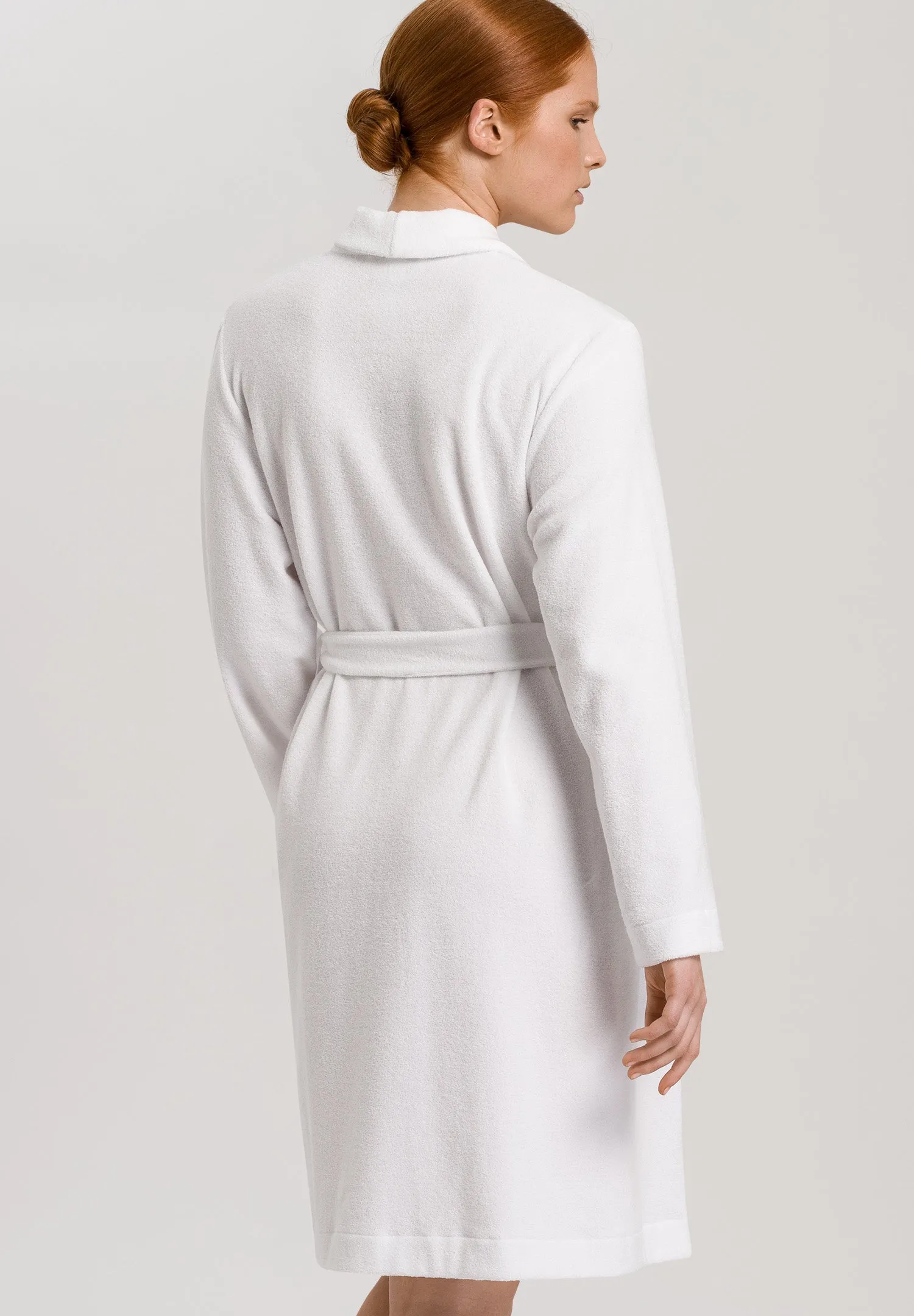 Robe Selection Short Robe | White 77127-101