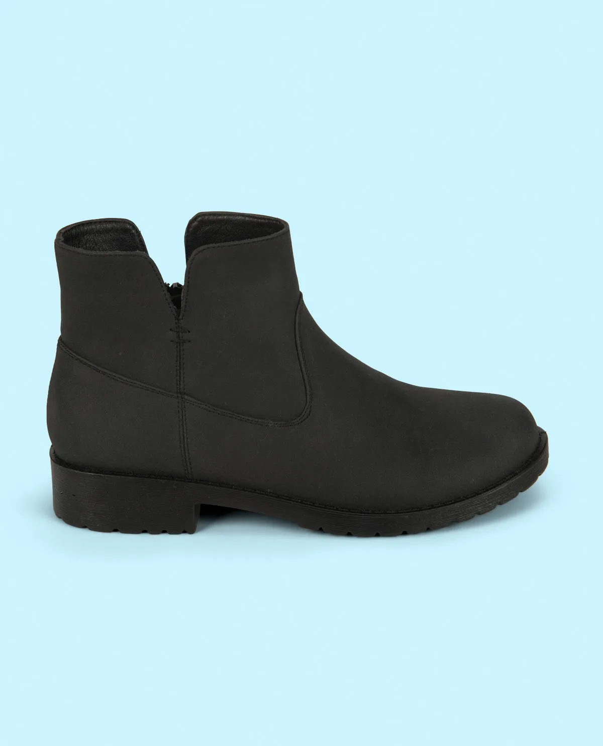 Savvy Luna Black Boot