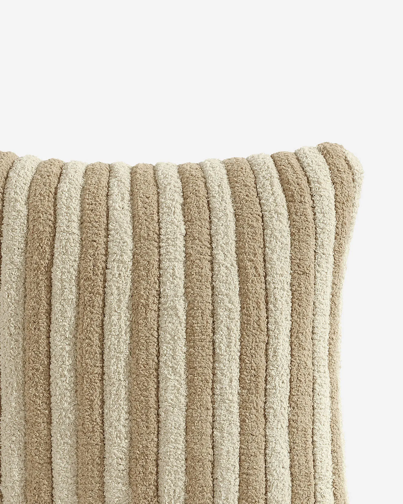 Snug Piped Throw Pillow