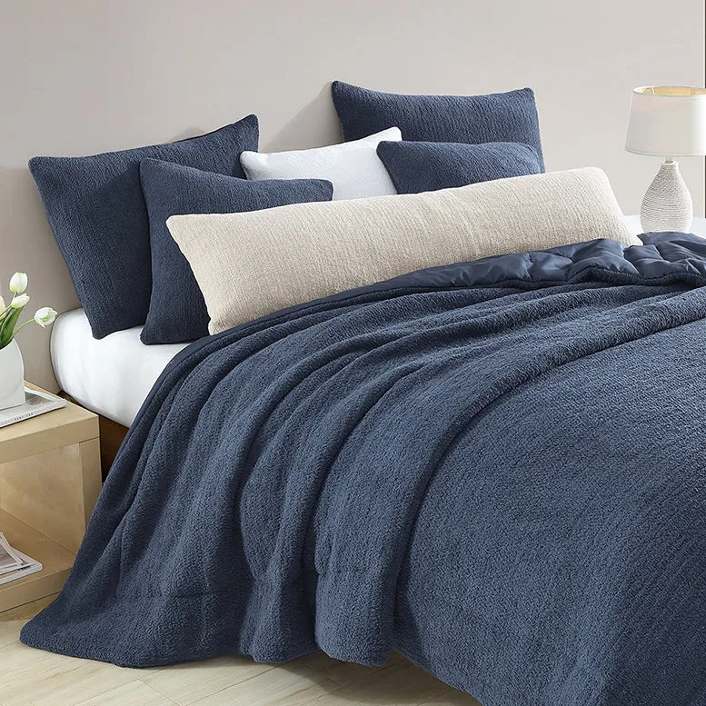 Snug Stitch Comforter