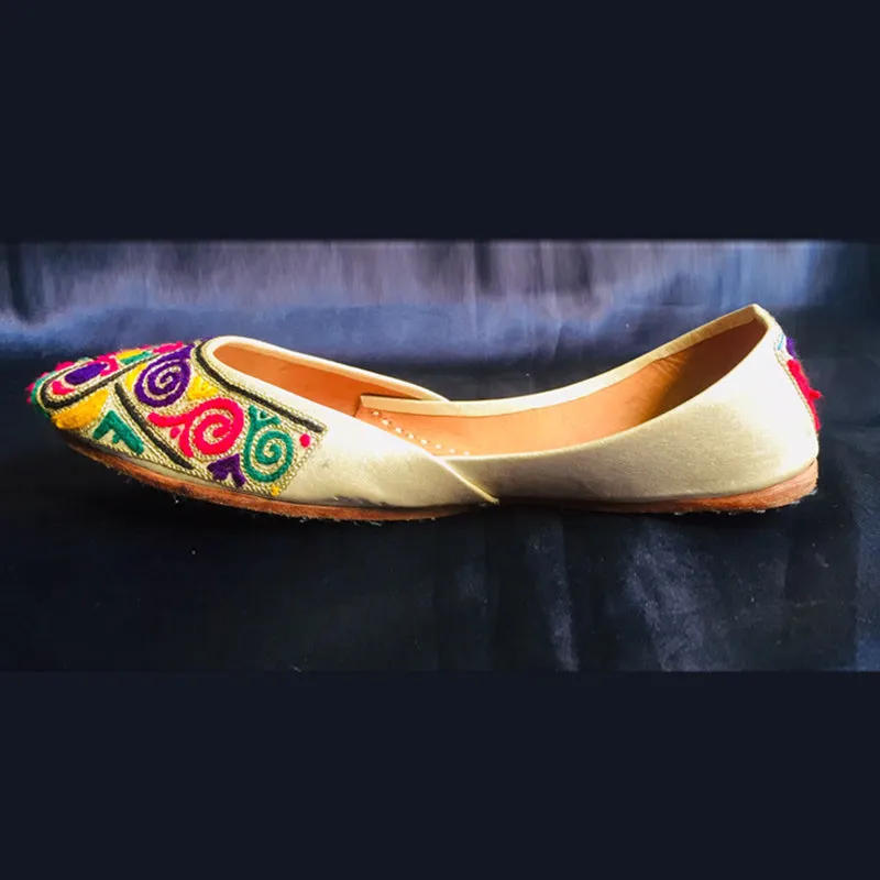 Traditional Handmade Multicolor Wedding khussa