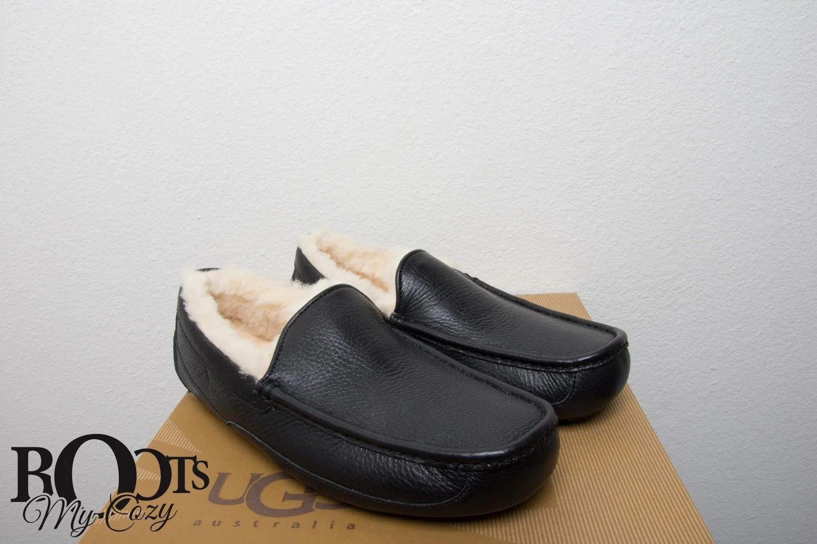 UGG Ascot Leather Black Slippers - Men's